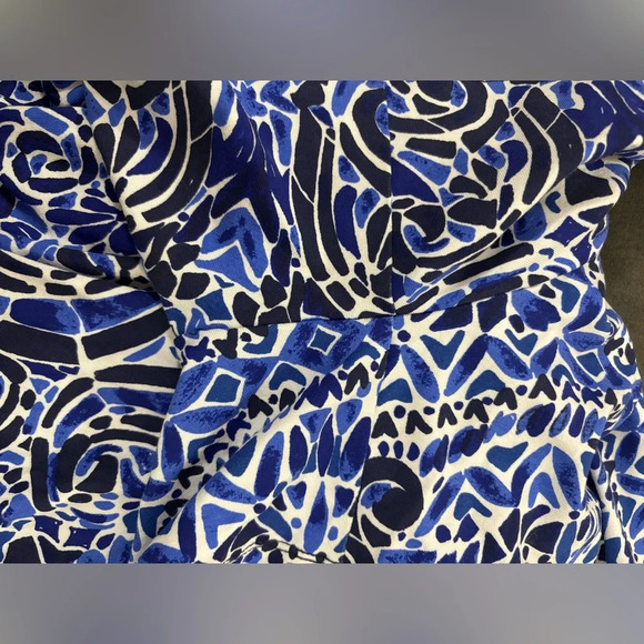 Lilly Pulitzer Bryce Romper in Bright Navy Taverna Tile - Picture 9 of 10